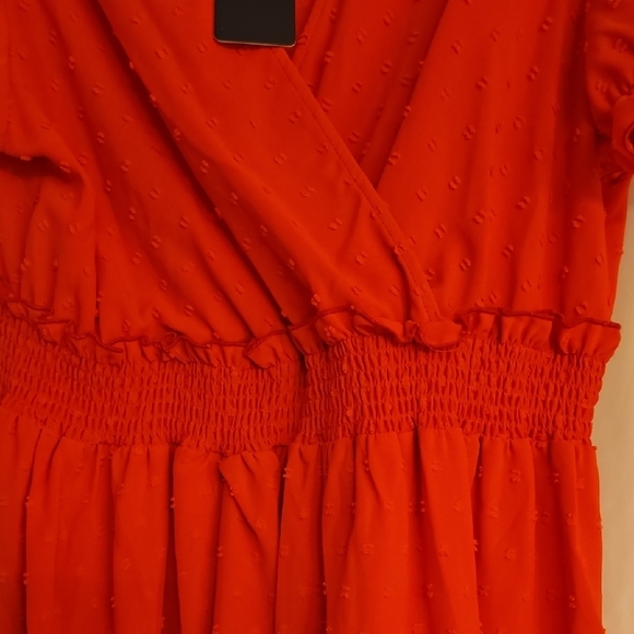 Chic Red Ruffle Sleeve Dress - Picture 6 of 8